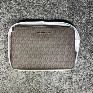 Michael Kors Women's Jet‎ Set Large Bag. New With Tags Brown MK Design $258
